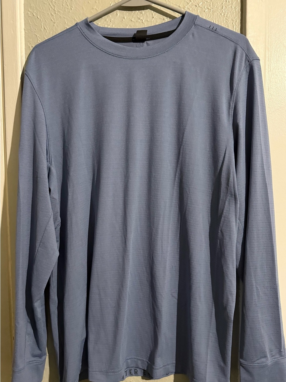 lululemon athletica Men's Long-Sleeve Crew in Light Blue